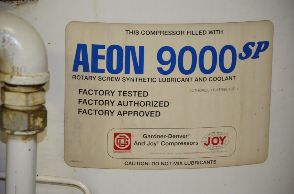 This image has an empty alt attribute; its file name is Aeon-9000-Oil-1024x678.jpg